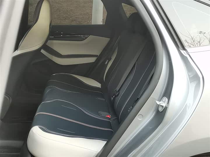 Фото 17 - BYD Qin Plus