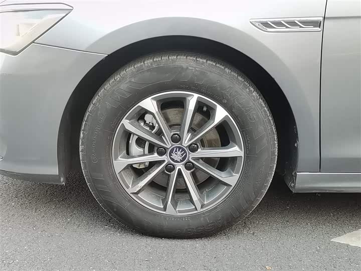 Фото 23 - BYD Qin Plus