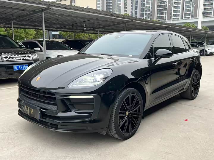 Фото 1 - Porsche Macan