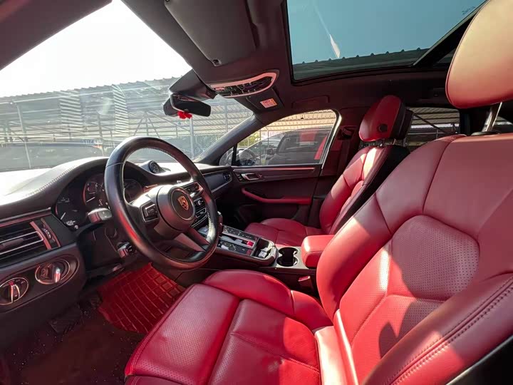 Фото 5 - Porsche Macan