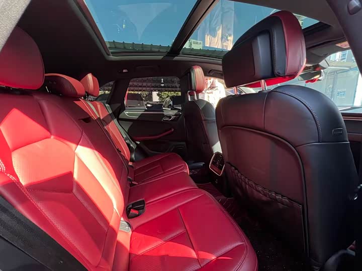 Фото 6 - Porsche Macan