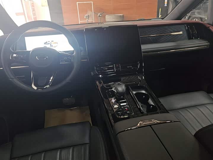 Фото 12 - GAC Trumpchi M8