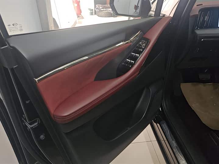 Фото 7 - GAC Trumpchi M8