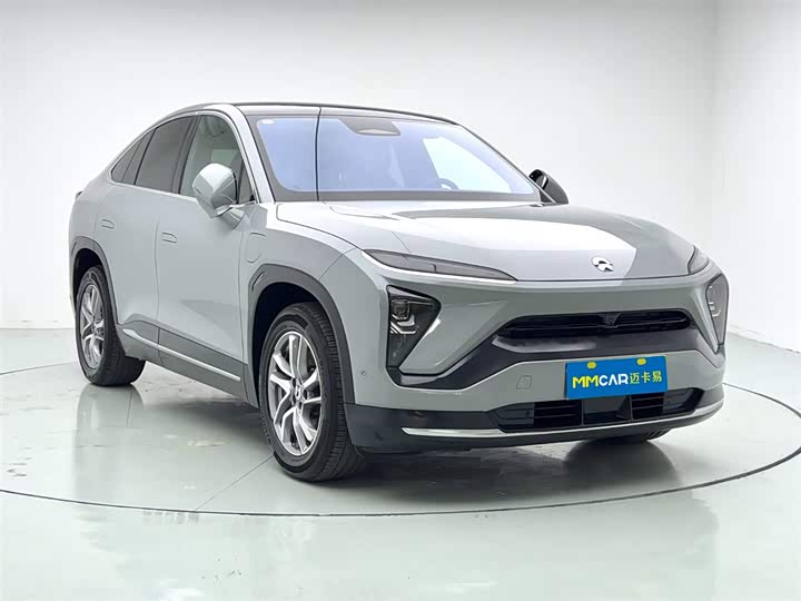 Фото 3 - Nio EC6