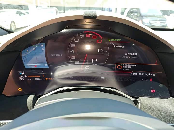 Фото 10 - Ferrari Roma