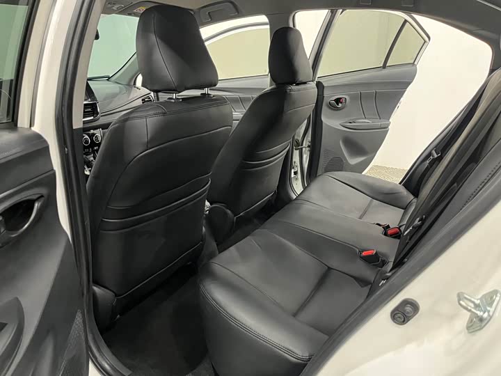 Фото 6 - Toyota Vios