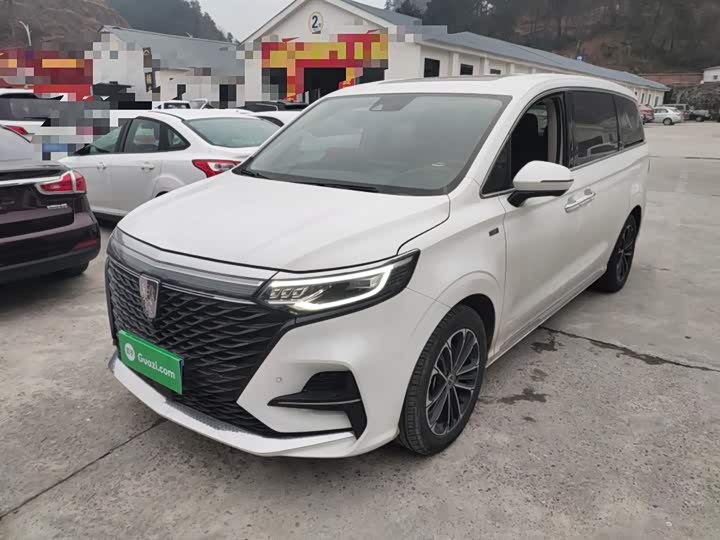 Фото 1 - Roewe iMax 8