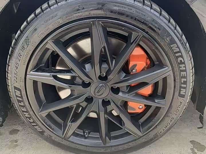 Фото 21 - GAC Trumpchi Empow R