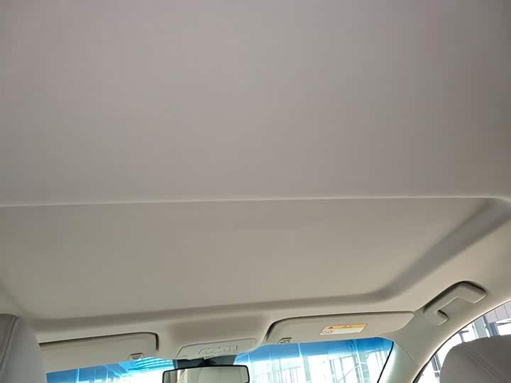 Фото 18 - Buick GL8 ES