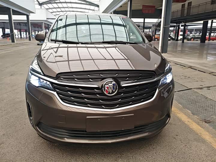 Фото 3 - Buick GL8 ES