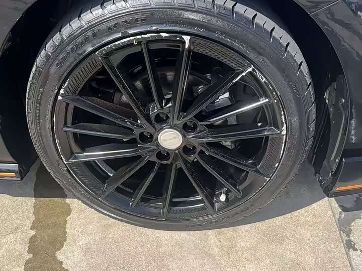 Фото 18 - Changan UNI-V