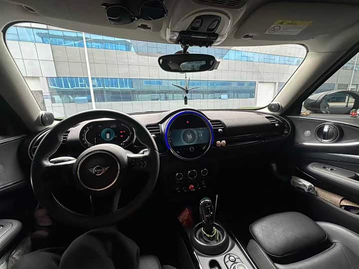 Фото 9 - Mini Clubman