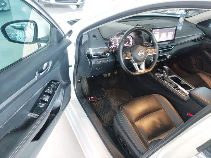 Фото 16 - Nissan Teana