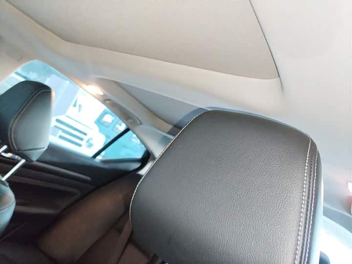 Фото 18 - Nissan Teana