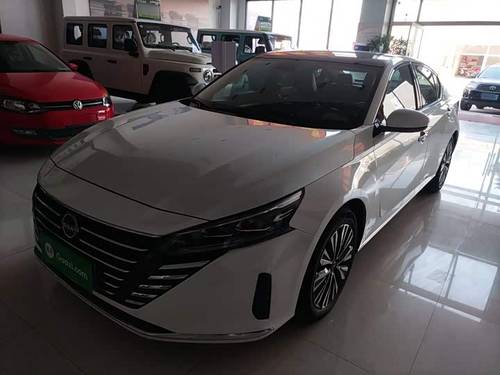 Фото 2 - Nissan Teana