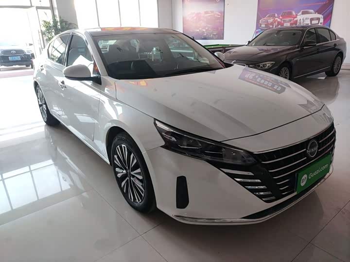 Фото 4 - Nissan Teana