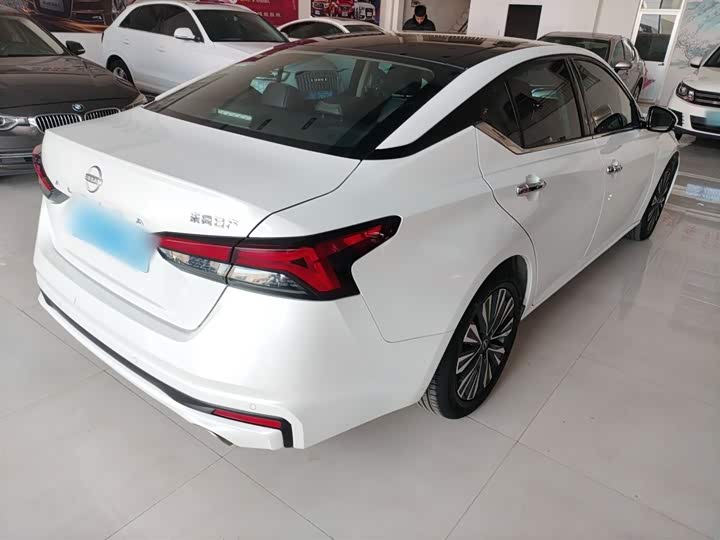 Фото 7 - Nissan Teana