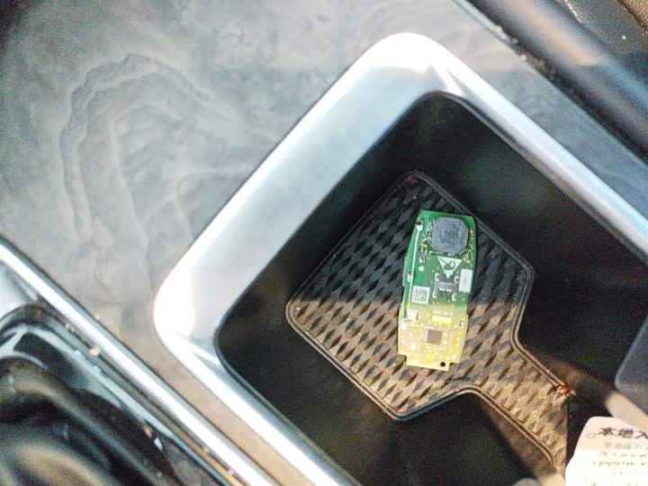 Фото 9 - Nissan Teana