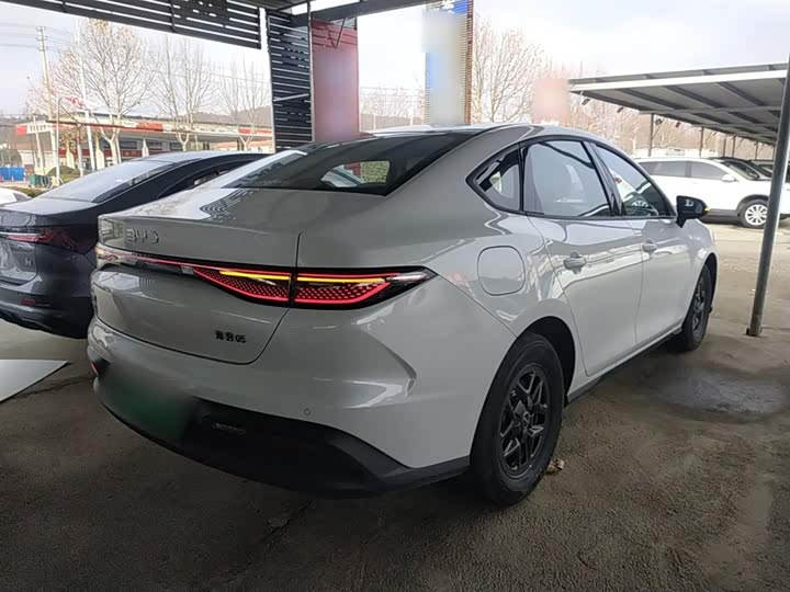 Фото 7 - BYD Seal 05 DM-i Hybrid