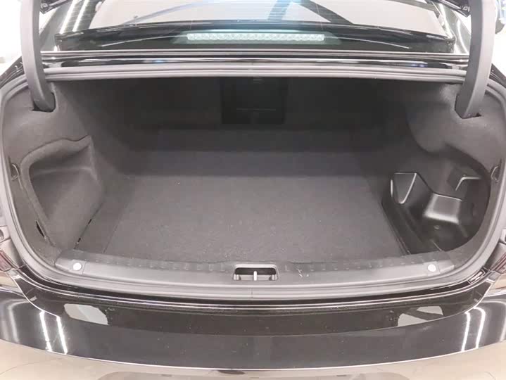 Фото 18 - Volvo S90 Hybrid