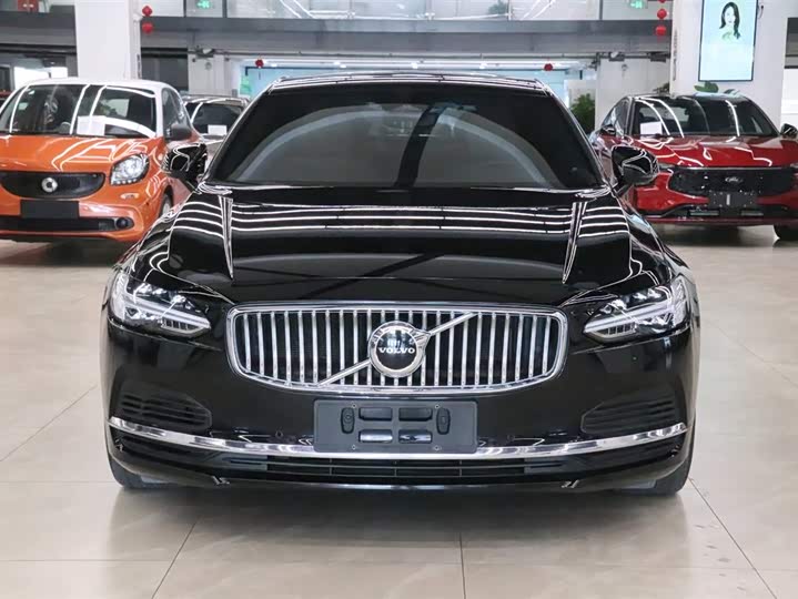 Фото 2 - Volvo S90 Hybrid