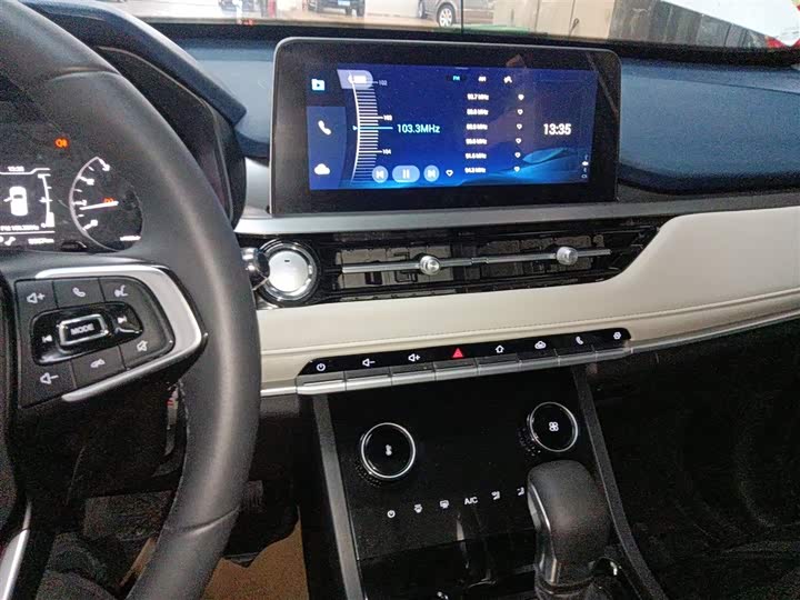 Фото 13 - Chery Tiggo 5x