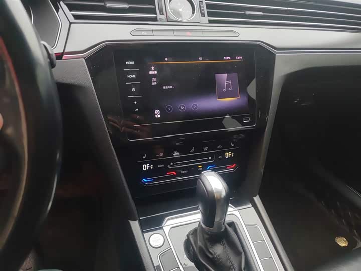 Фото 13 - Volkswagen Magotan