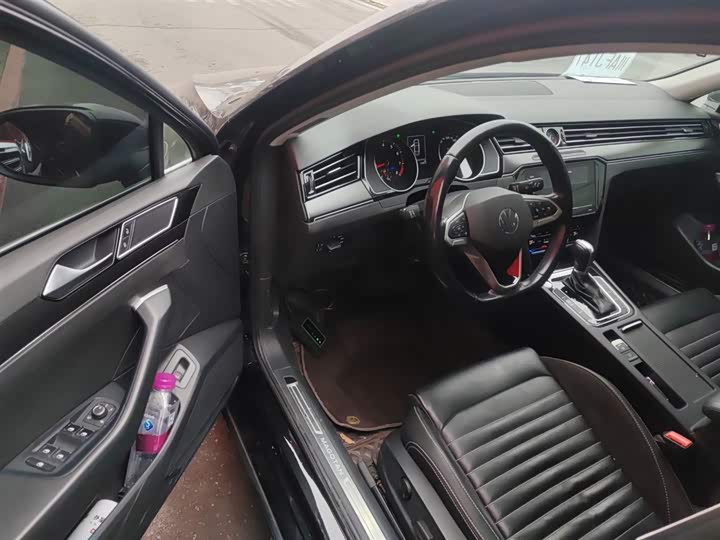 Фото 16 - Volkswagen Magotan