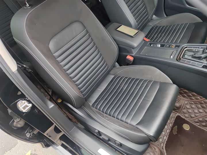 Фото 25 - Volkswagen Magotan