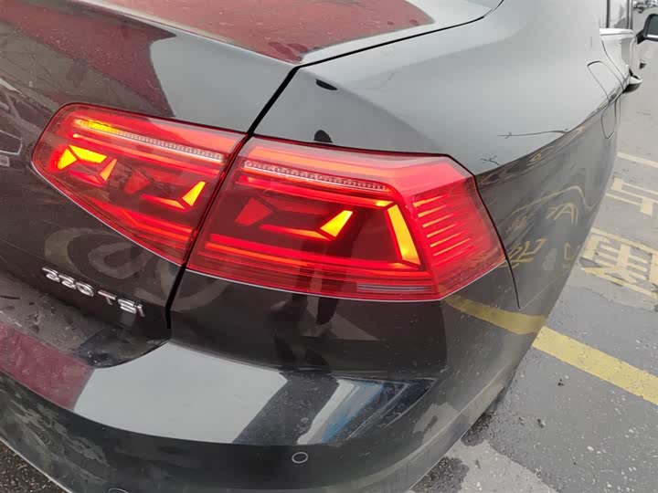 Фото 8 - Volkswagen Magotan