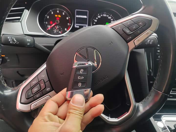 Фото 9 - Volkswagen Magotan