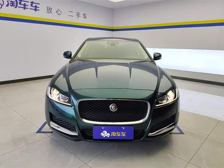 Фото 2 - Jaguar XF L