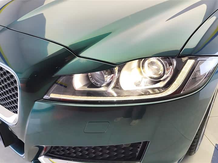 Фото 5 - Jaguar XF L