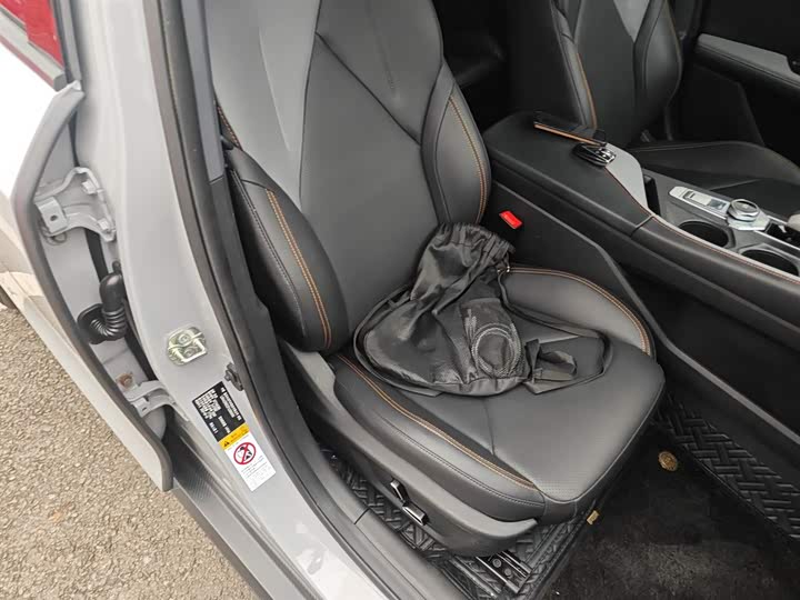 Фото 25 - Changan UNI-V