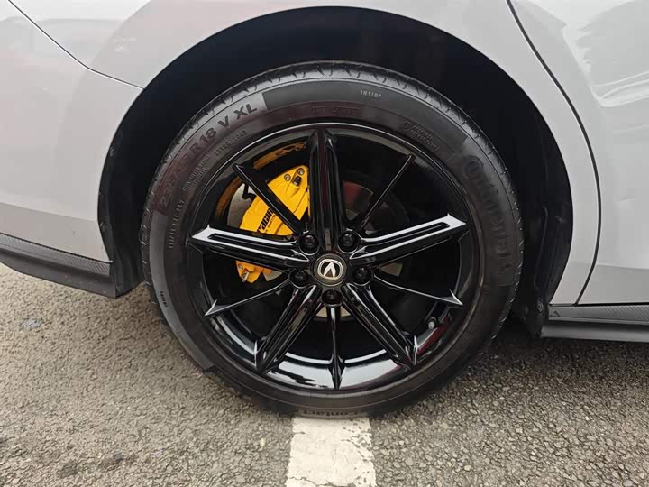 Фото 26 - Changan UNI-V