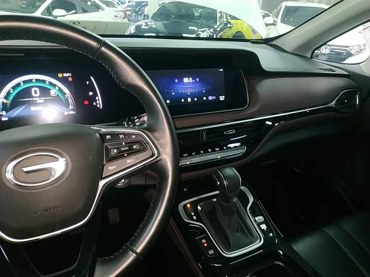 Фото 10 - GAC Trumpchi M6