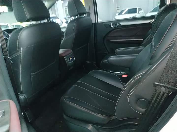 Фото 17 - GAC Trumpchi M6