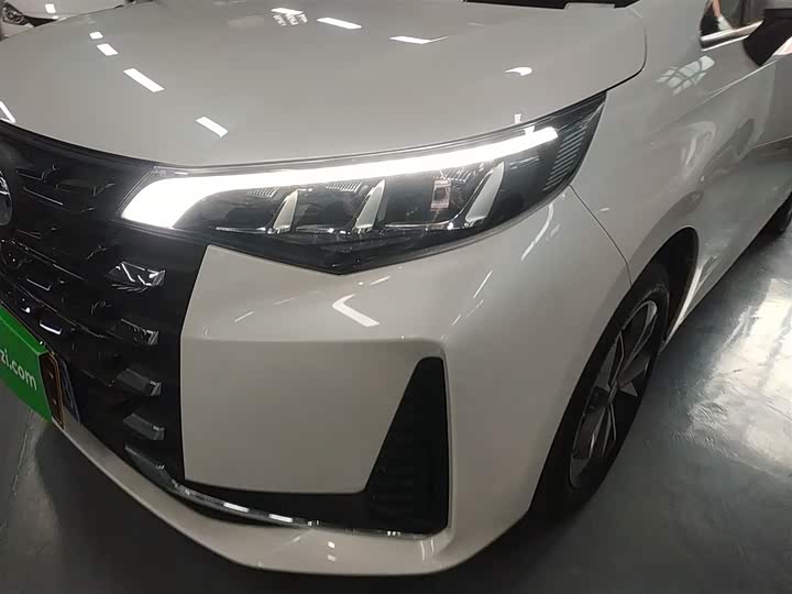 Фото 24 - GAC Trumpchi M6