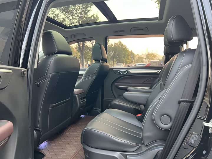 Фото 8 - GAC Trumpchi M6