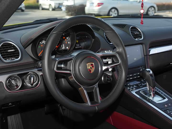 Фото 14 - Porsche 718