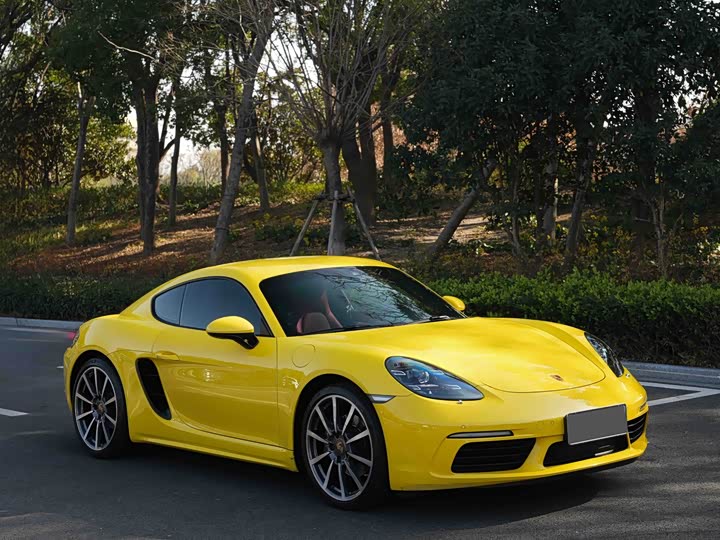 Фото 3 - Porsche 718