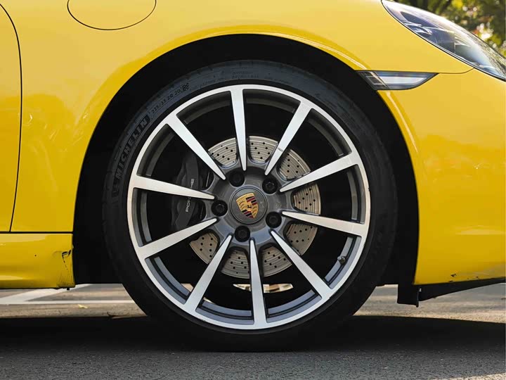 Фото 8 - Porsche 718