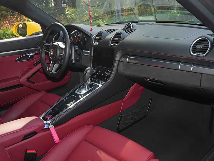 Фото 9 - Porsche 718