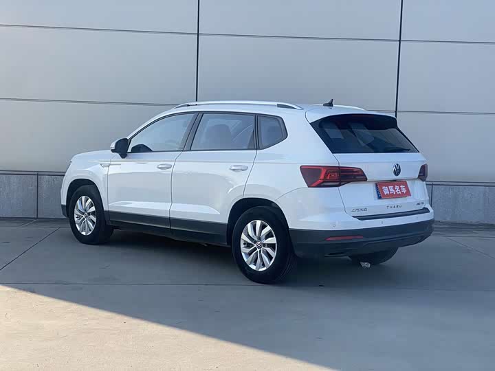 Фото 10 - Volkswagen Tharu