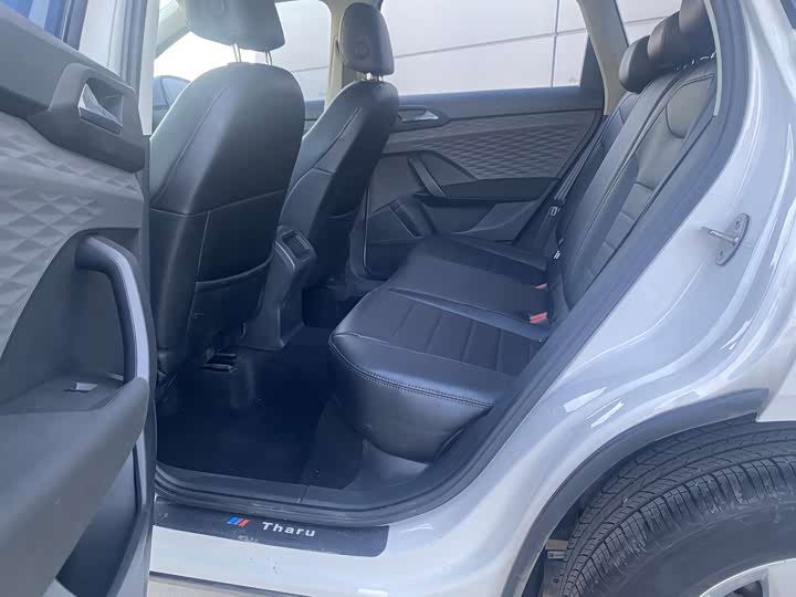 Фото 6 - Volkswagen Tharu