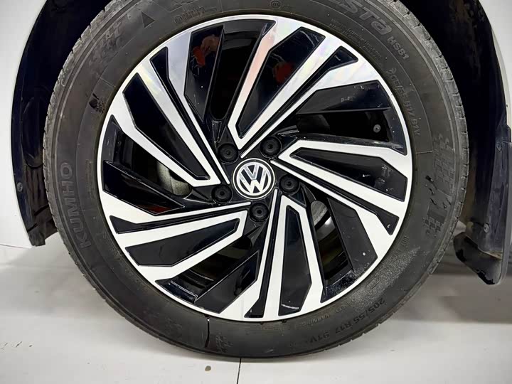 Фото 9 - Volkswagen Sagitar L