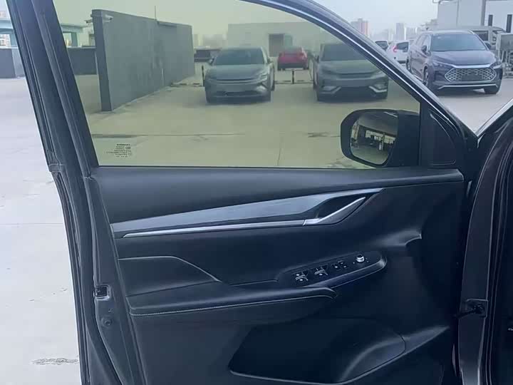 Фото 13 - Changan CS55 Plus