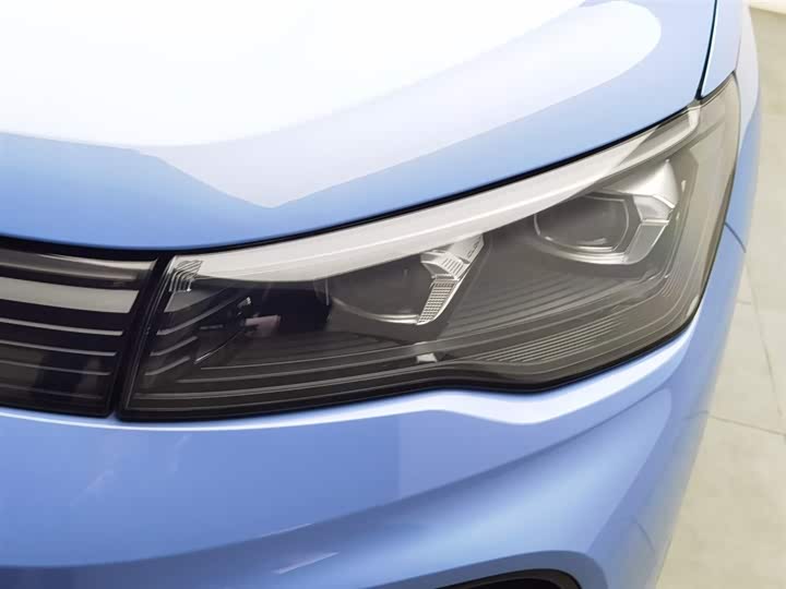 Фото 7 - Volkswagen Tiguan L Pro