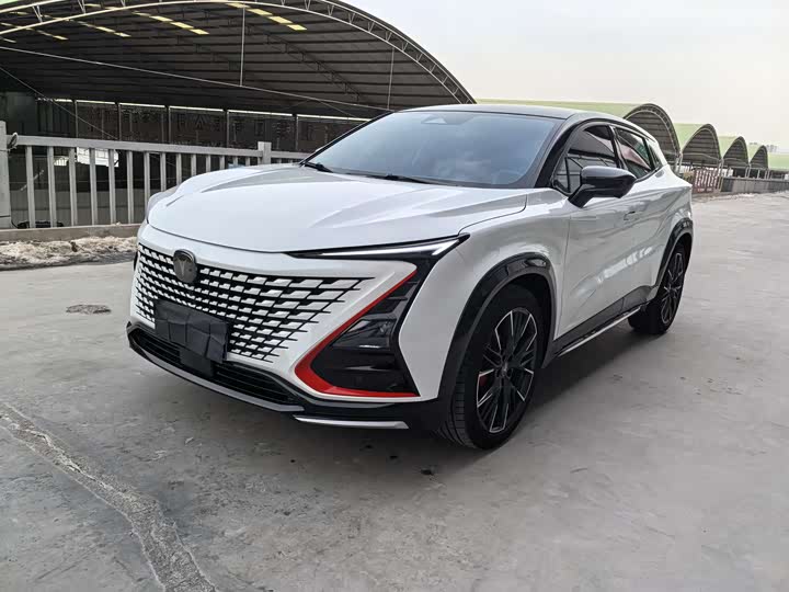 Фото 1 - Changan UNI-T