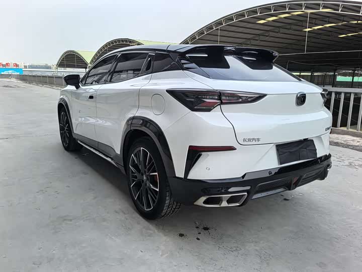 Фото 4 - Changan UNI-T